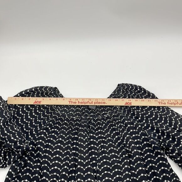 R•Q•T woman 100% cotton black and white patterned long sleeve top - Picture 7 of 8